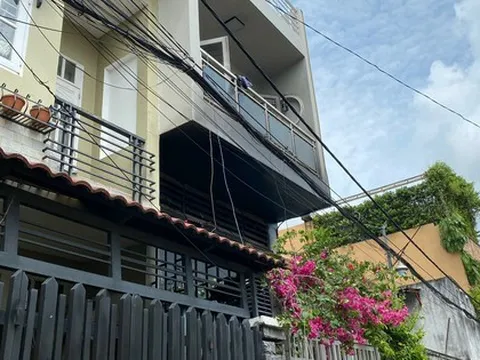 Vụ cháy căn nhà 3 tầng, 1 người chết: Nghi bị cho nghỉ việc, người giúp việc tự thiêu