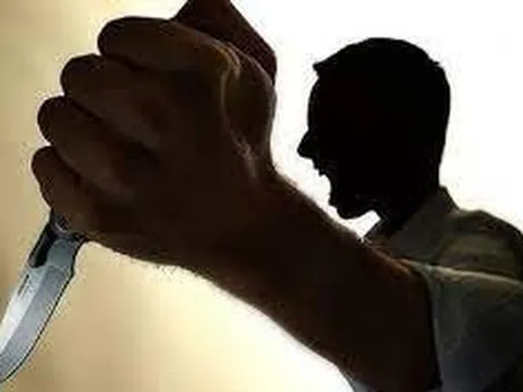 Mâu thuẫn từ chuyện trải chiếu đánh bài người thiệt mạng, kẻ vào tù