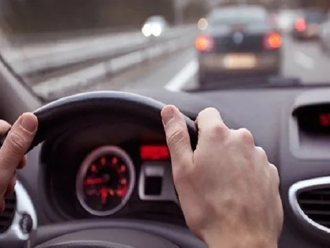 Trường hợp bắt buộc phải đổi bằng lái ô tô năm 2023, biết kẻo bị phạt