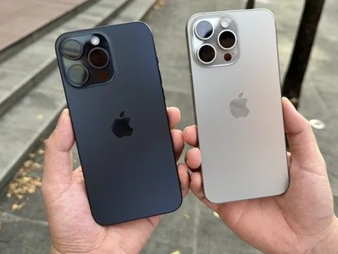 iPhone 15 xách tay loạn giá