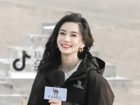 Angelababy có phản ứng đầu tiên sau khi được chồng cũ nhắc đến, còn nói điều này về chuyện hẹn hò