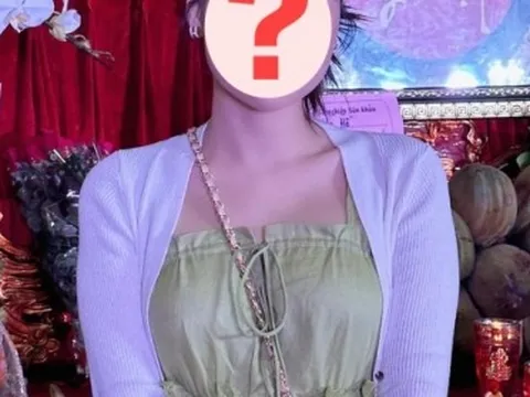 Sao nữ Vbiz lộ bụng lùm lùm, đã mang thai trước thềm tổ chức đám cưới?
