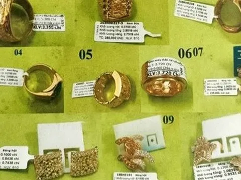 Công an truy tìm vật chứng trong vụ cướp tiệm vàng ở Khánh Hòa