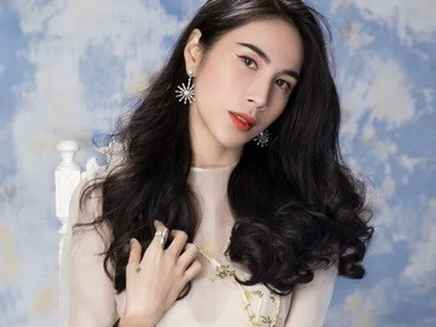 Dân mạng đào lại clip phản ứng của Công Vinh khi nghe Thủy Tiên hát