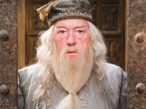 "Thầy Dumbledore" của Harry Potter qua đời ở tuổi 82