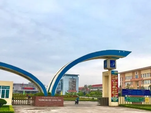 Trường Đại học Quảng Bình nợ BHXH của 232 cán bộ, nhân viên