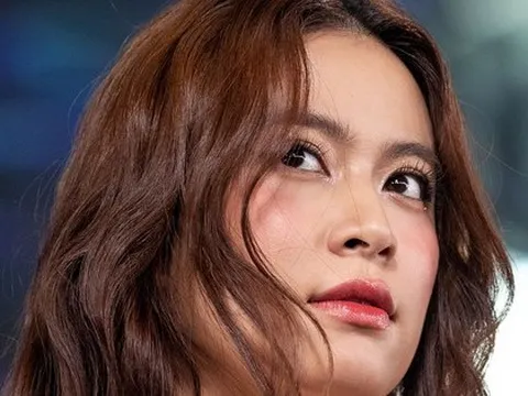 Hoàng Thùy Linh ẩn ý công khai yêu Đen Vâu?
