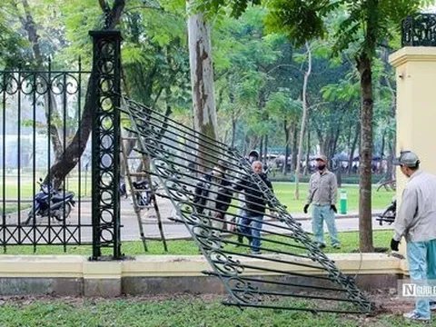 Dỡ bỏ toàn bộ hơn 1.700 mét rào công viên Thống Nhất