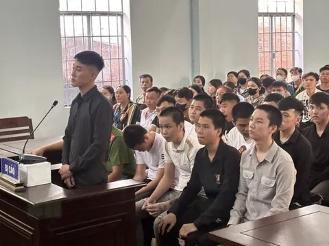 Bình Thuận: Vụ nổ súng ở bờ kè Phan Thiết, 13 người lãnh án