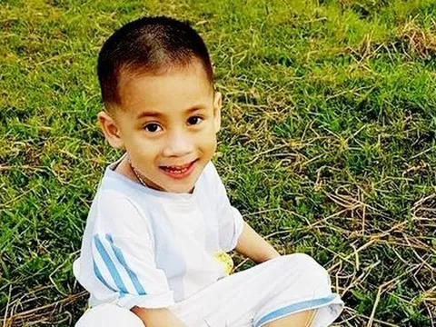 Bé trai 4 tuổi mất tích khi chơi trước cổng nhà người thân