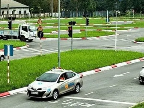 Đề xuất quy định niên hạn xe tập lái tối đa không quá 25 năm