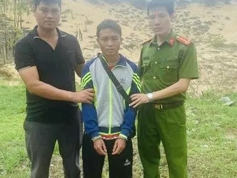 Khởi tố người chồng đâm vợ khi làm thủ tục ly hôn