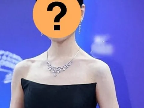 Nàng Chúc Anh Đài tàn phai nhan sắc ở tuổi 43, được cả showbiz cứu sự nghiệp sau ồn ào "kẻ thứ 3"