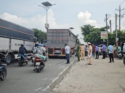 Tai nạn giao thông chết người trên Quốc lộ 1, ùn tắc kéo dài hàng km