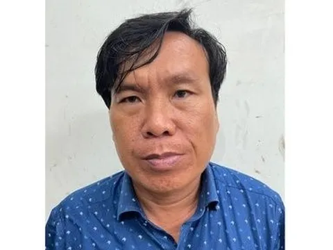 Bắt thêm 1 giám đốc vụ "bảo kê" khai thác cát trái phép ở An Giang