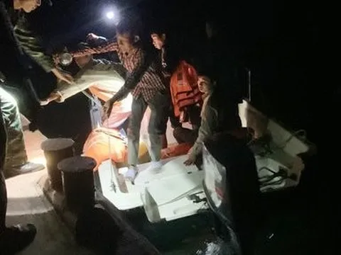 Quảng Ninh: Cứu sống 4 ngư dân trong vụ đắm tàu trên vùng biển Cô Tô