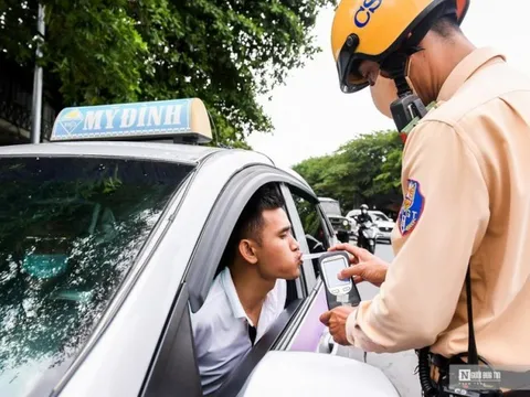 Xử lý nghiêm vi phạm nồng độ cồn đã "đi vào bữa cơm" của từng gia đình