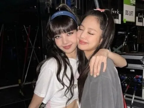 Lisa có thật sự bất mãn với Jennie?