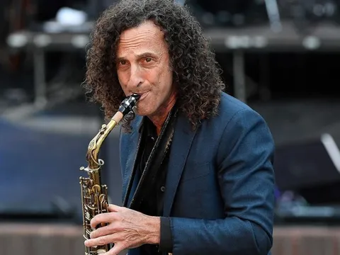 Huyền thoại saxophone Kenny G trở lại Việt Nam biểu diễn