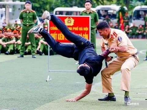 Gần 500 chiến sĩ thi tài võ thuật, quân sự, điều lệnh Công an Nhân dân