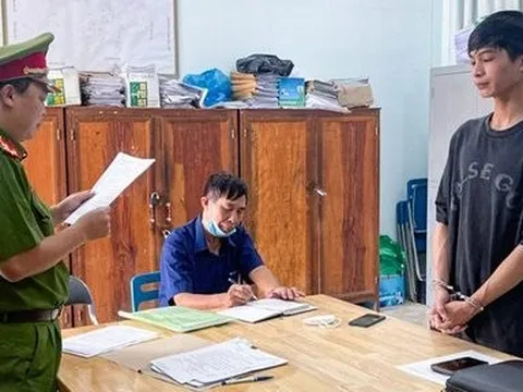 Lâm Đồng: Khởi tố shipper về tội tham ô tài sản