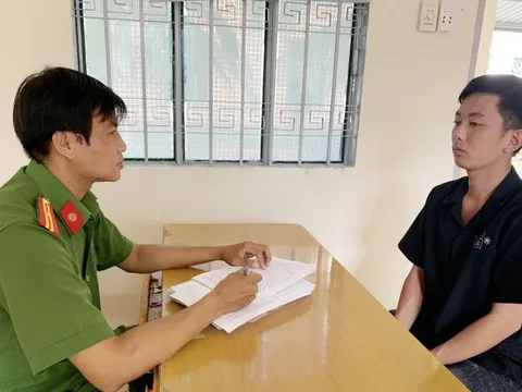 Bắt đối tượng siết cổ, cướp tài sản của tài xế xe ôm công nghệ