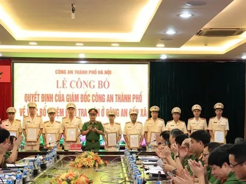 Hà Nội: Công bố quyết định bổ nhiệm chức danh tố tụng cho 332 lãnh đạo công an cấp xã