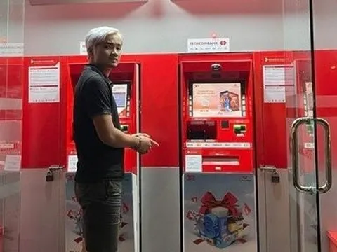Bắt đối tượng lấy cắp mã giao dịch tại trụ ATM để chiếm đoạt tiền