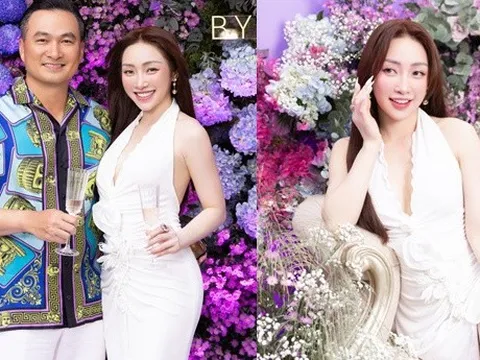 Lý Thuỳ Chang - bà xã diễn viên Chi Bảo khoe nhan sắc trẻ đẹp tuổi U40 giữa dàn sao Vbiz