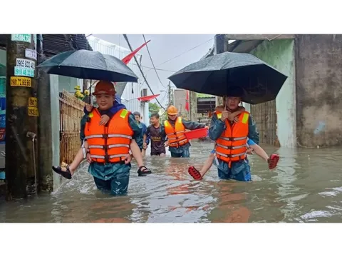 Đà Nẵng sơ tán gần 5.400 người khỏi vùng ngập lụt