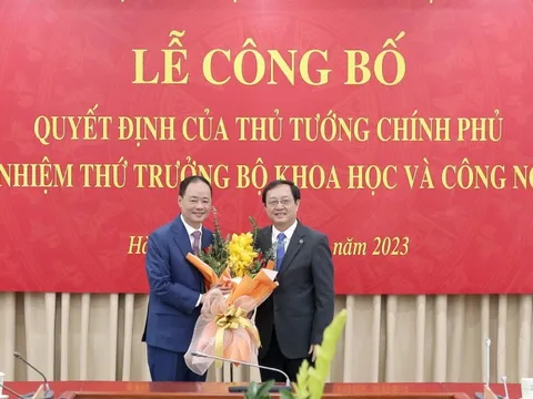 Công bố quyết định của Thủ tướng bổ nhiệm tân Thứ trưởng Bộ KH&CN