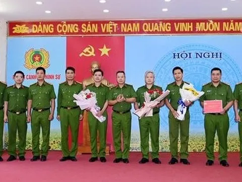 Hải Phòng: Khen thưởng lực lượng phá vụ án giết người tại quán karaoke
