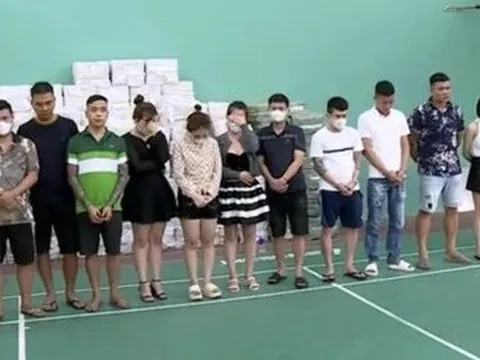 Phát hiện 17 thanh niên bay lắc trong căn biệt thự khoá 4 lớp cửa