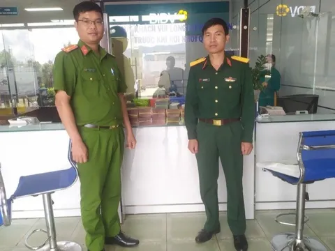 Thượng uý quân đội trả lại hơn 1,5 tỷ đồng cho tài khoản lạ