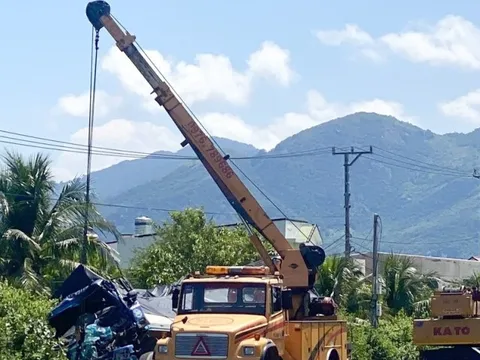 Khánh Hòa chỉ đạo khắc phục, xử lý vụ tai nạn giao thông tại Cam Ranh