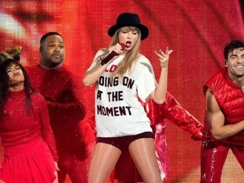 Taylor Swift trở thành tỉ phú, sở hữu khối tài sản ròng 1,1 tỉ USD