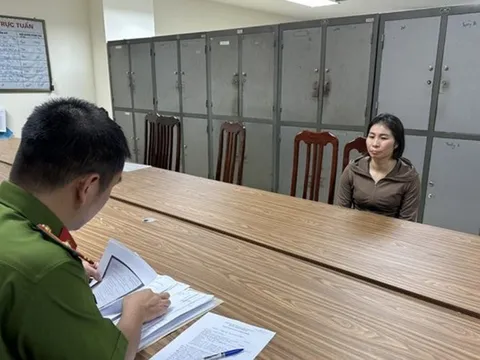 Hà Nội: Tạm giữ hình sự nữ tài xế tông thai phụ tử vong