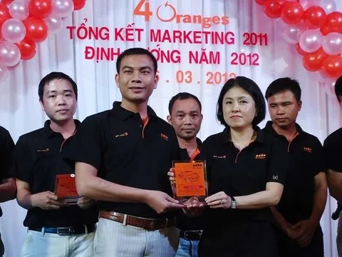 Nữ đại gia kiếm hàng nghìn tỷ từ bán sơn, là cổ đông lớn của hàng loạt DN niêm yết đình đám tiếp tục "vung tiền" gom cổ phiếu khi TTCK giảm sâu