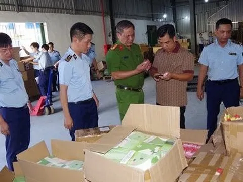 Thu giữ hàng nghìn sản phẩm thuốc lá điện tử không rõ nguồn gốc