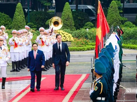 Thủ tướng Phạm Minh Chính chủ trì lễ đón trọng thể Thủ tướng Hà Lan