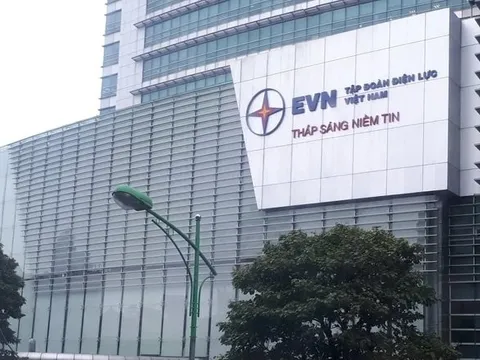 Bắt 5 người thuộc Cục Điều tiết điện lực Bộ Công Thương và EVN