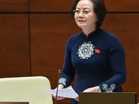 Bộ trưởng Nội vụ: Lương nhân viên trường học rất thấp, khi cải cách tiền lương sẽ bị thiệt thòi