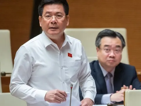 Học sinh dễ dàng mua thuốc lá điện tử, đại biểu chất vấn trách nhiệm Bộ Công Thương
