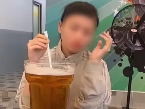 Uống 13 lon bia trong 12 phút: Cảnh báo nóng