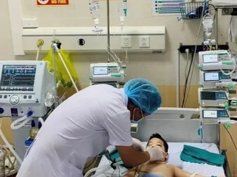 Tiểu nhiều, sụt cân nhanh, bé 4 tuổi bất ngờ bị đái tháo đường