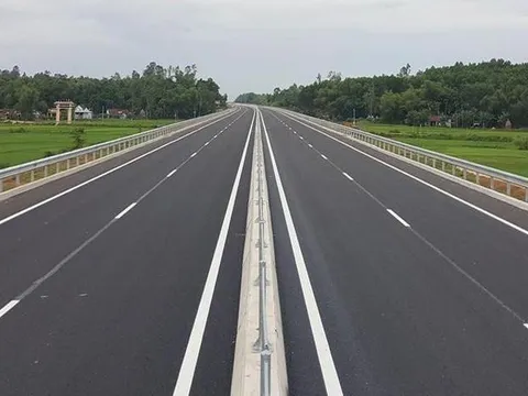 5 nhà thầu giao thông hàng đầu Việt Nam 'ôm' hơn 17.000 tỷ thi công dự án: Doanh thu hàng nghìn tỷ mỗi năm, có 2 DN trên sàn chứng khoán