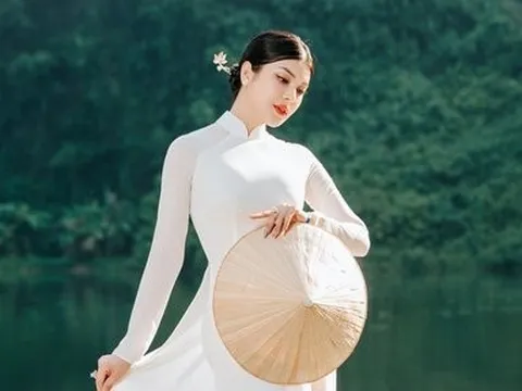 Lily Chen choáng ngợp trước cảnh sắc của Tràng An