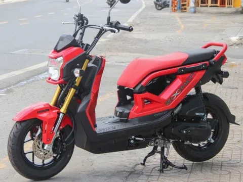 Loạt xe "nhỏ con" nhưng giá bán khiến người mua "khóc thét"