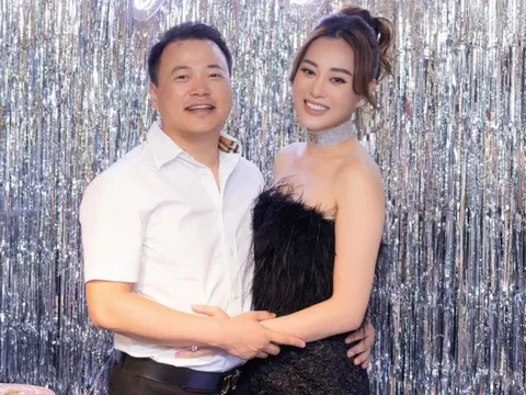 Phương Oanh khoe body trước gương, tiết lộ điều tiếc nuối dù mang song thai cho shark Bình