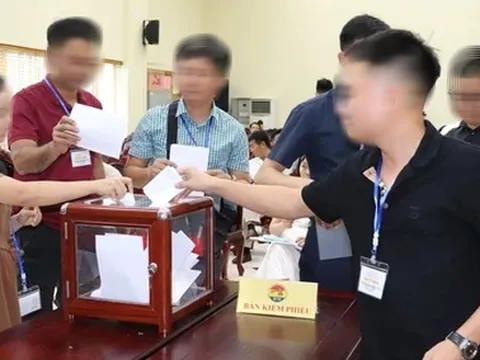 Bất thường vụ đấu giá 3 mỏ cát 1.700 tỉ đồng: Thủ tướng yêu cầu rà soát ngay